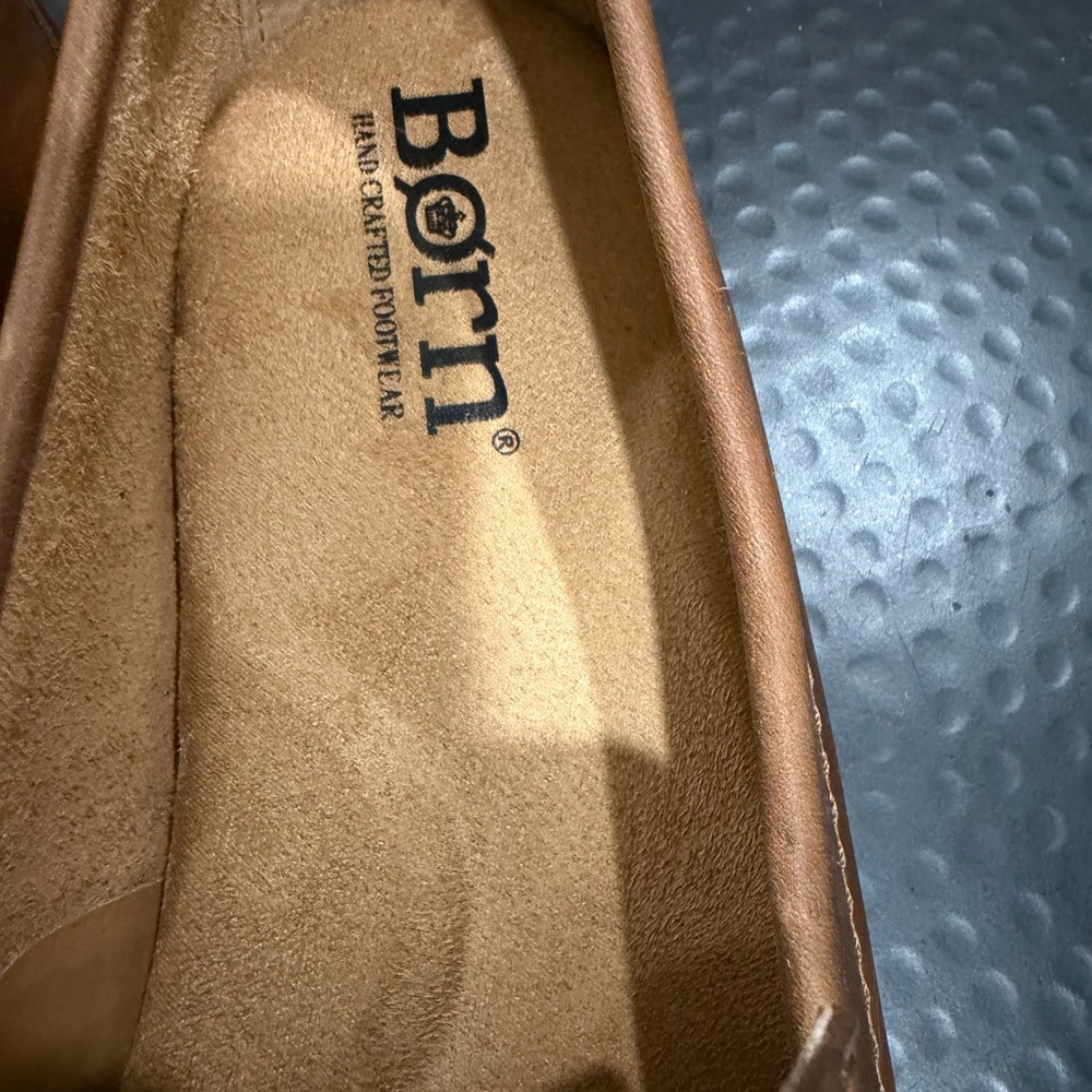 Men’s leather loafers by Born - Picture 3 of 5